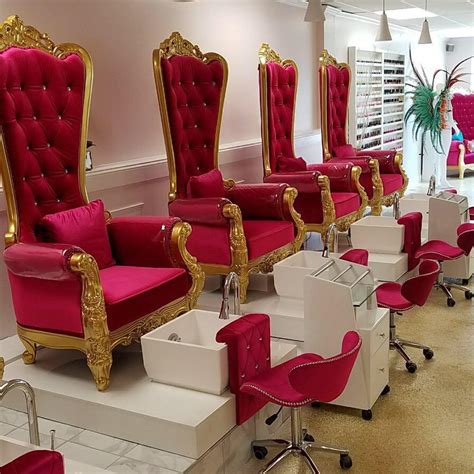 Step into the World of Magic Nails at Tyler Texxs